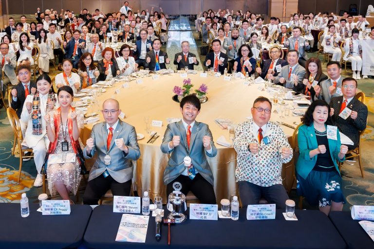 3482地區台北雙子星扶輪社第11屆授證